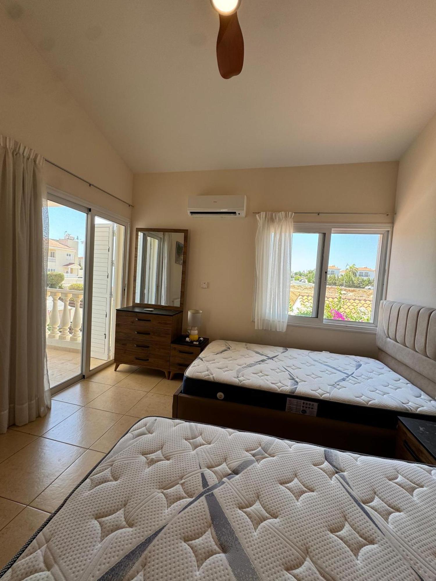 Villa Dafni Paralimni Exteriér fotografie
